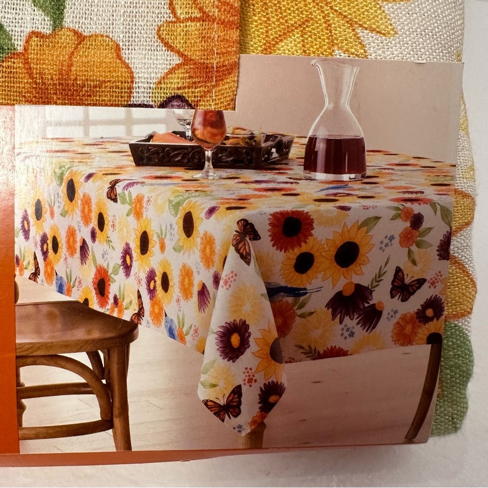Sunflower Table Cloth - Picture 3 of 7